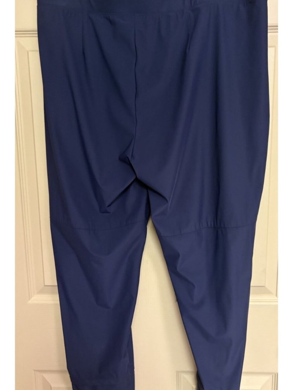 Chico's Zenergy Seam Detail Stretch Navy Blue Pants Lightweight Size 2R Medium - Picture 3 of 5